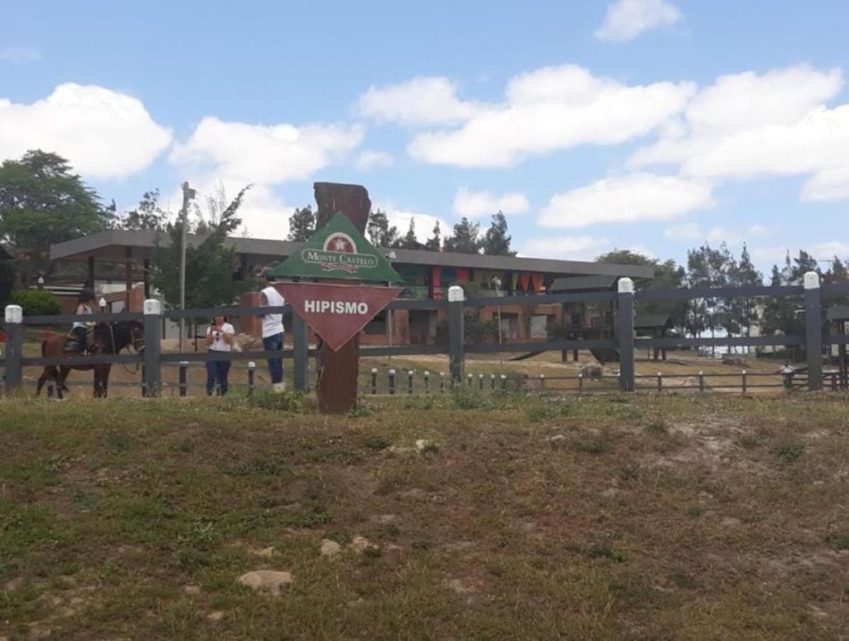Flat No Hotel Fazenda Monte Castelo Gravata, Quarto Superior Com Wi-Fi E Netflix エクステリア 写真